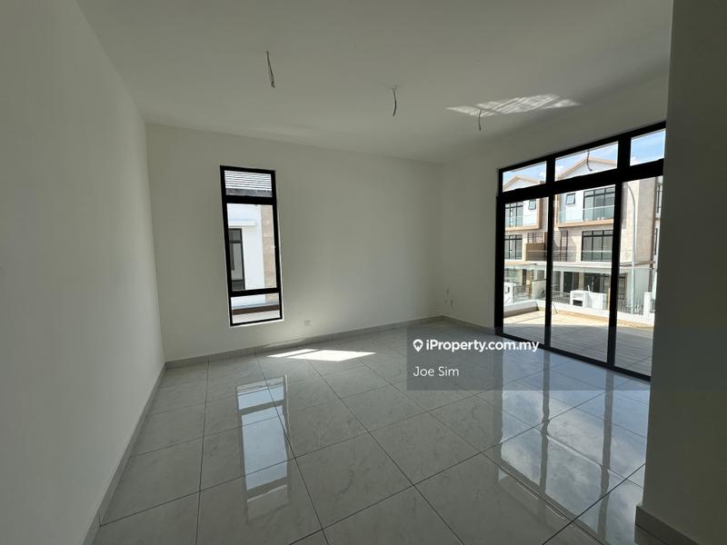 Cluster House for Sale in Bandar Cemerlang, Ulu Tiram by Joe Sim - iProperty.com.my