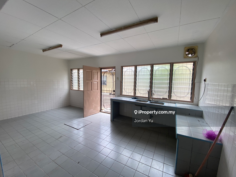 Rumah Berangkai 2 Tingkat untuk Dijual di Taman Cempaka, Ampang oleh Jordan Yu - iProperty.com.my