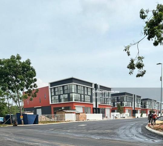 Semi-D Factory for Sale in Kota Puteri, Batu Arang by Brian Cheong - iProperty.com.my