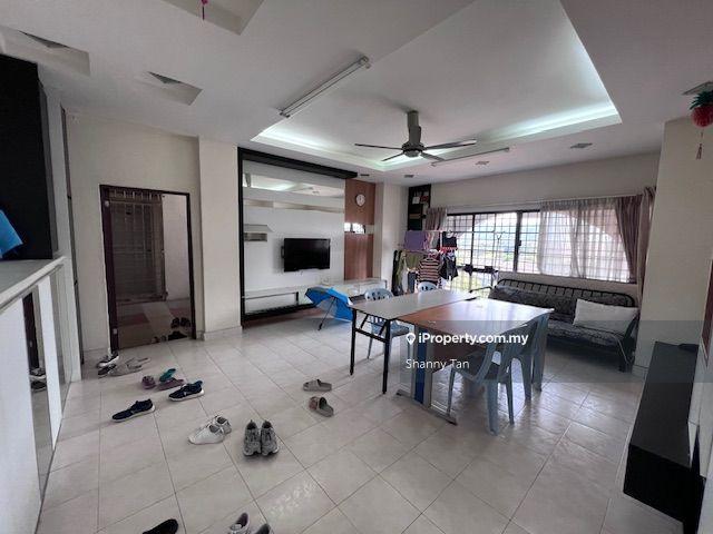 For Sale - Evergreen Park Scot Pine