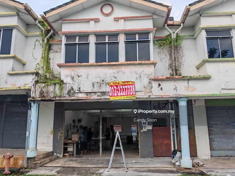 Shop / Office untuk Dijual di Taman Tasik Semenyih, Semenyih oleh Candy Soon - iProperty.com.my