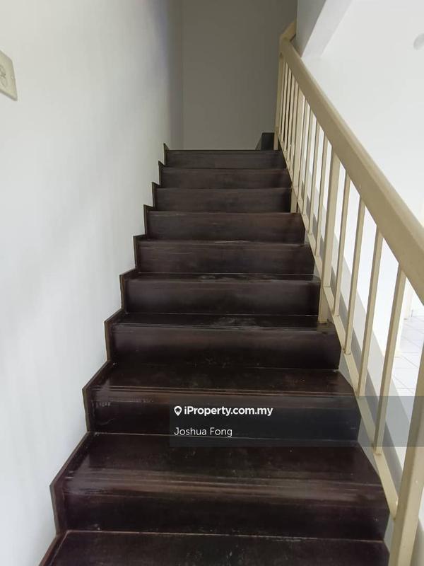 For Sale - Villa OUG