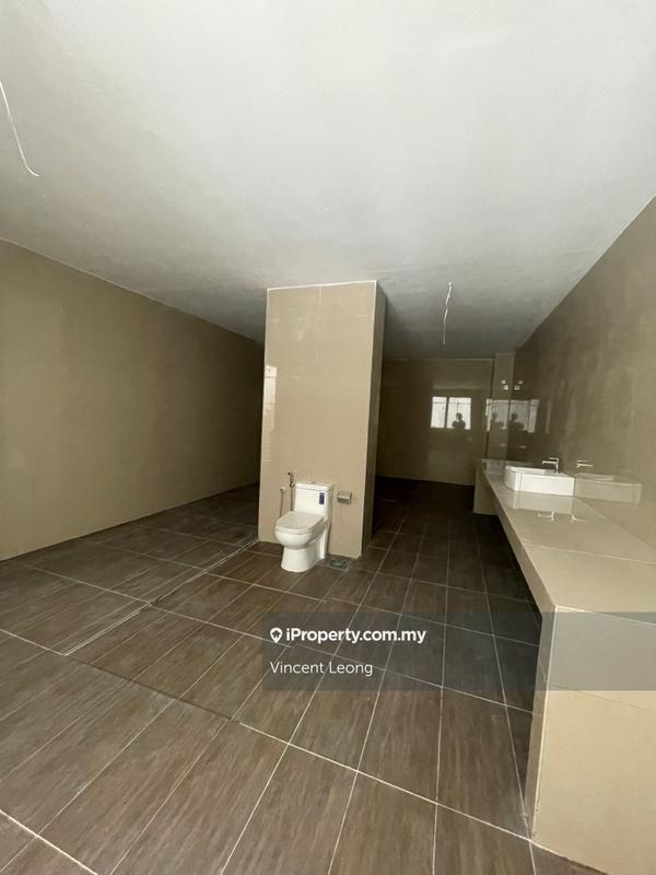 Rumah Berangkai 4 Tingkat untuk Dijual di Bandar Damansara Perdana, Damansara Perdana oleh Vincent Leong - iProperty.com.my