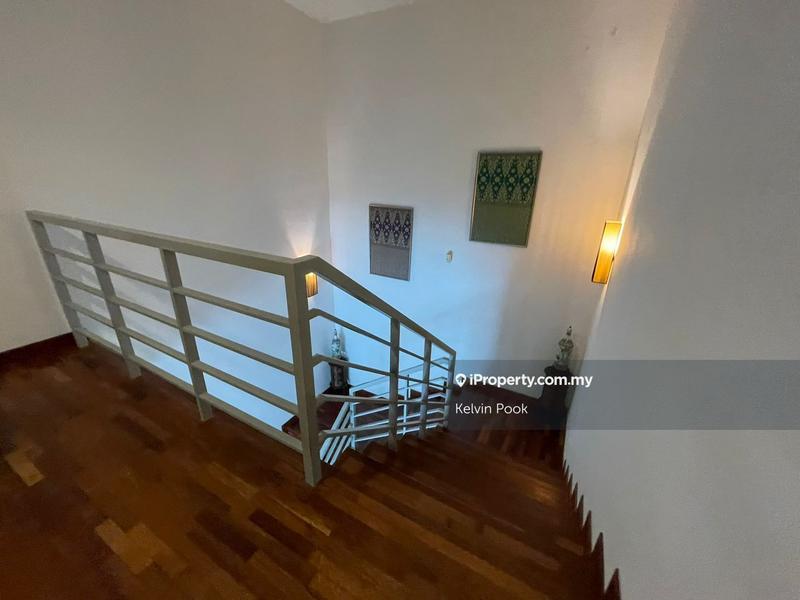 Rumah Berkembar untuk Dijual di Perdana Lakeview East, Cyberjaya oleh Kelvin Pook - iProperty.com.my