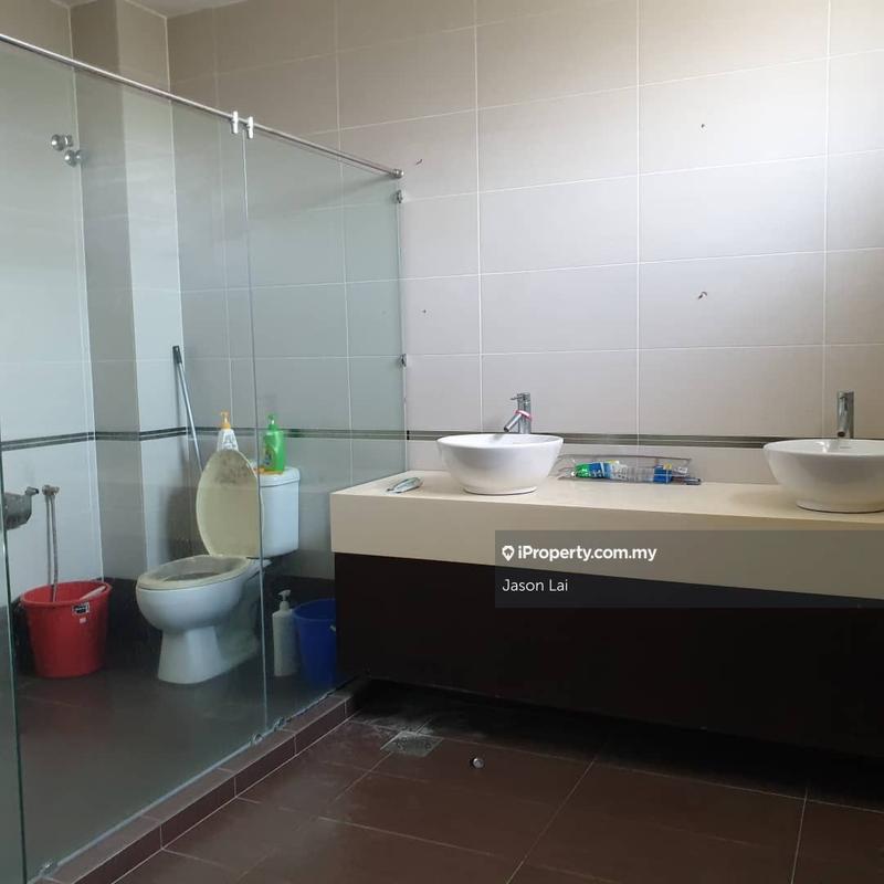 Bungalow House for Sale in Bukit Rahman Putra, Sungai Buloh by Jason Lai - iProperty.com.my