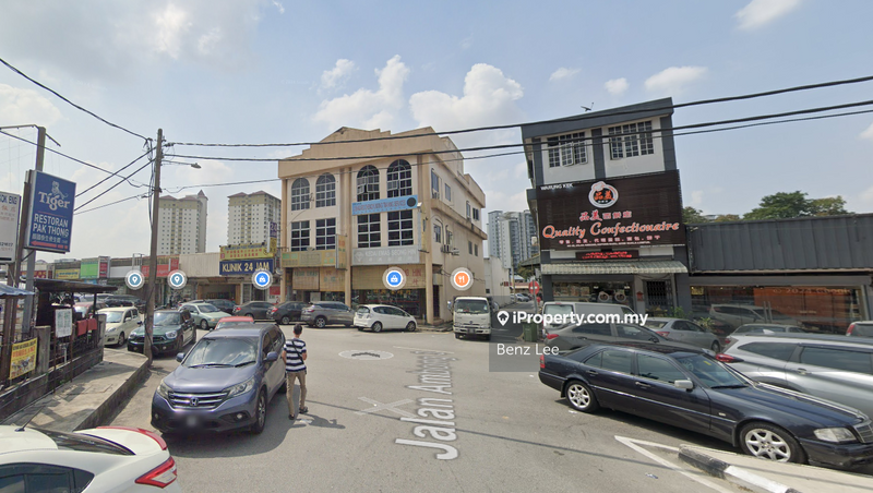 For Sale - (3 Storey) Kepong Baru Ambong 甲洞卫星市