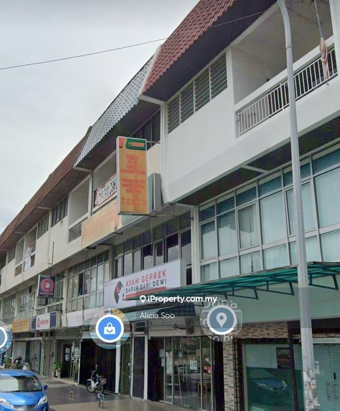 For Sale - 3sty shop @ Taman Sri Serdang, Seri Kembangan