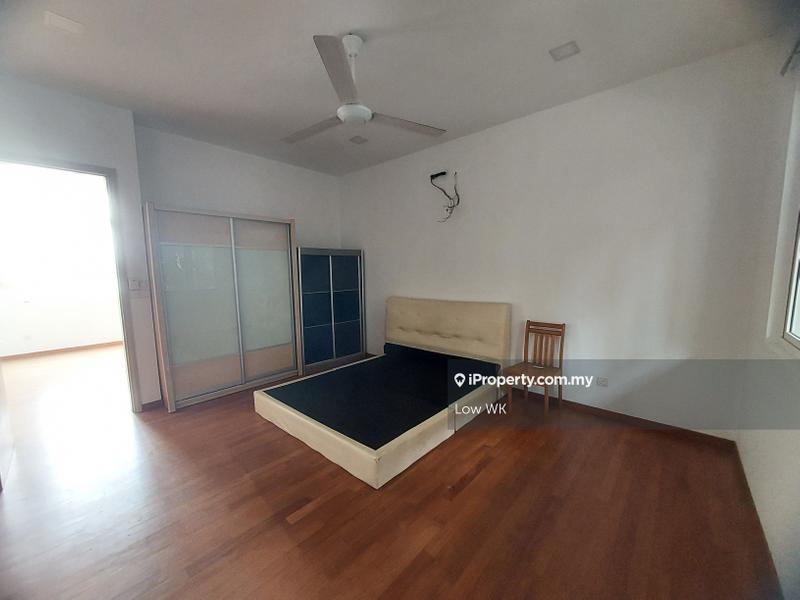 4.5-storey Terraced House for Sale in Happy Garden, Kuchai Lama by Low WK - iProperty.com.my