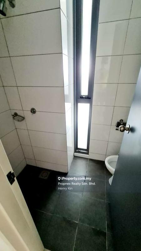 Condominium for Sale in The Breezeway by Henry Kin - iProperty.com.my