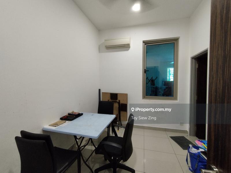 Semi-Detached House for Sale in Taman Bukit Serdang, Seri Kembangan by Tey Siew Zing - iProperty.com.my