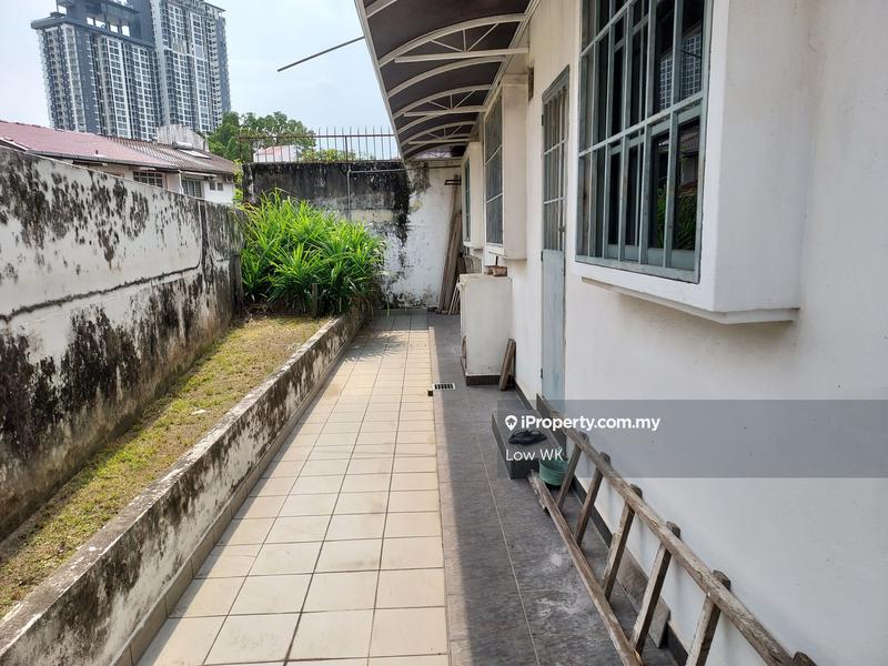 Semi-Detached House for Sale in Taman Overseas Union (Taman Oug), Jalan Klang Lama (Old Klang Road) by Low WK - iProperty.com.my