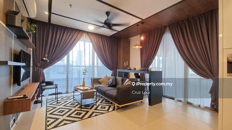 For Rent - Arcoris SOHO