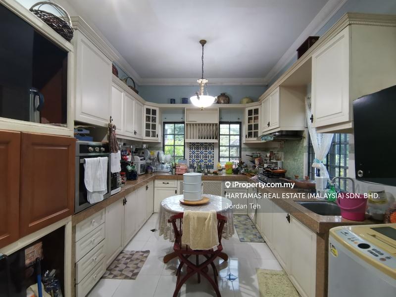 Bungalow House for Sale in Seksyen 8, Kota Damansara by Jordan Teh - iProperty.com.my
