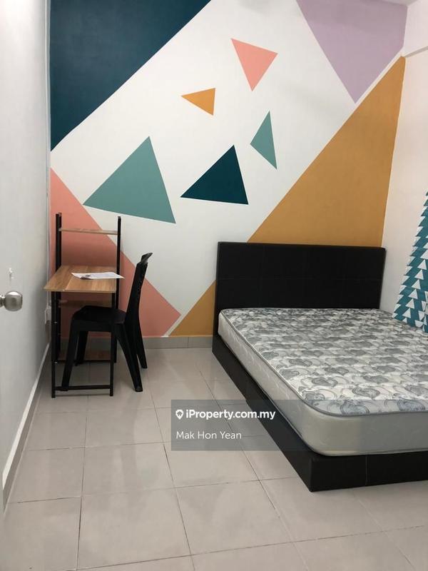 For Rent - Kemuning Aman