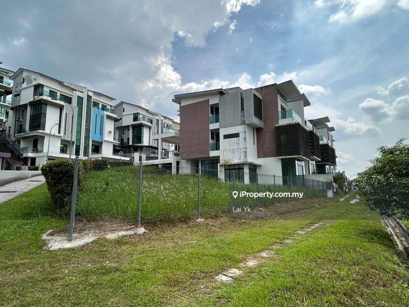Semi-Detached House for Sale in Putra Heights, Subang Jaya by Lai Yk - iProperty.com.my