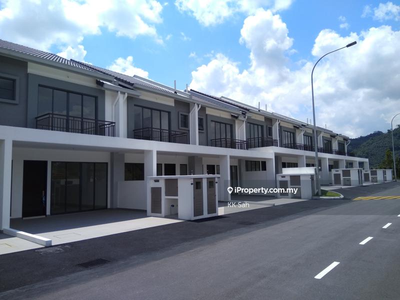 Rumah Teres 2-Tingkat untuk Dijual di Diamond City, Semenyih oleh KK Sah - iProperty.com.my
