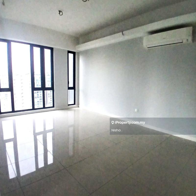 Kediaman Servis untuk Dijual di The Sentral Suites oleh Nisha - Living Room - iProperty.com.my