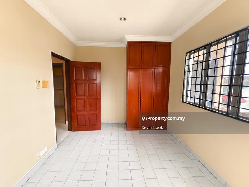 Rumah Berkembar untuk Dijual di Taman Cheras, Cheras oleh Kevin Look - iProperty.com.my