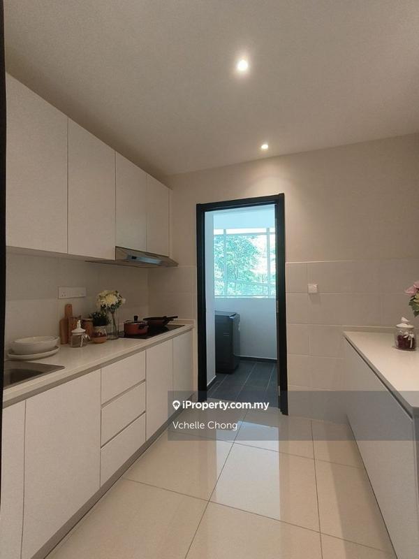 Service Residence for Sale in Vista Tiara (MBW Bay) by Vchelle Chong - iProperty.com.my