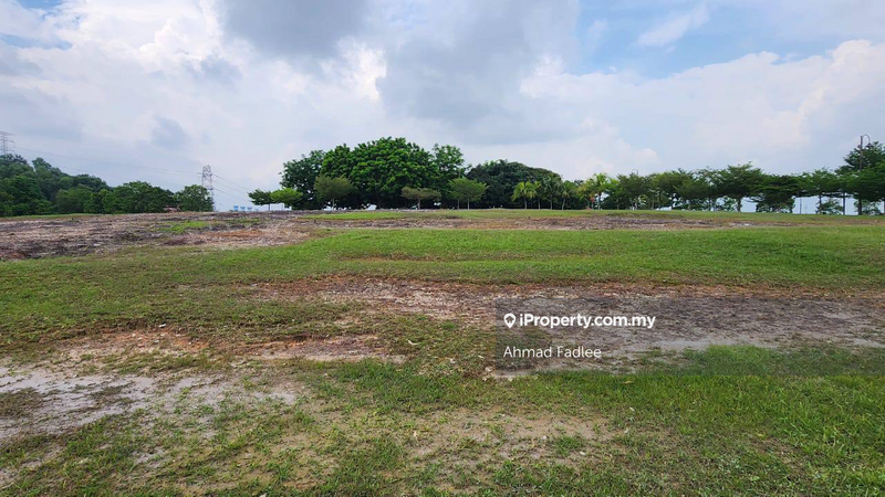 Banglo Tanah untuk Dijual di Presint 11, Presint 11 oleh Ahmad Fadlee - iProperty.com.my