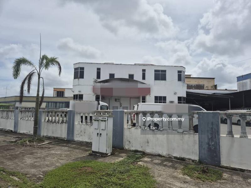 For Sale - 2 Adjoining Semi-D Factories at Kota Tinggi