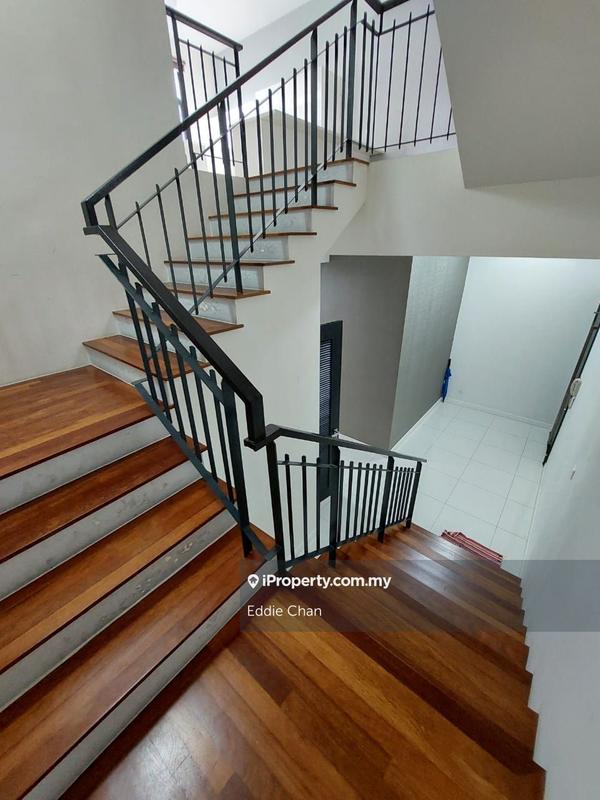Rumah Berangkai 3 Tingkat untuk Dijual di 16 Quartz Courtyard Villa, Melawati oleh Eddie Chan - iProperty.com.my
