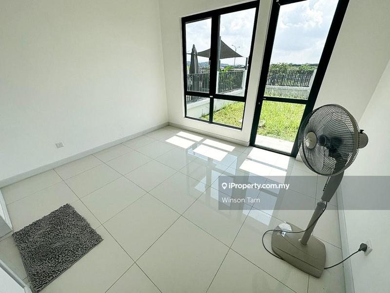Rumah Teres 2-Tingkat untuk Dijual di Hampton Residences, Sungai Buloh oleh Winson Tam - iProperty.com.my