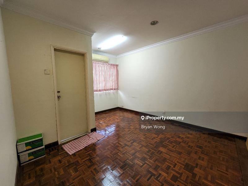 Rumah Berangkai 2 Tingkat untuk Dijual di Damansara Kim, Petaling Jaya oleh Bryan Wong - iProperty.com.my
