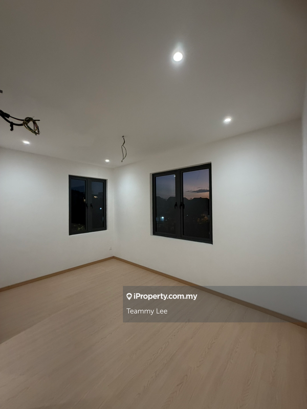 Rumah Berkembar untuk Dijual di Taman Ikhlas, Bandar Sungai Long oleh Teammy Lee - iProperty.com.my