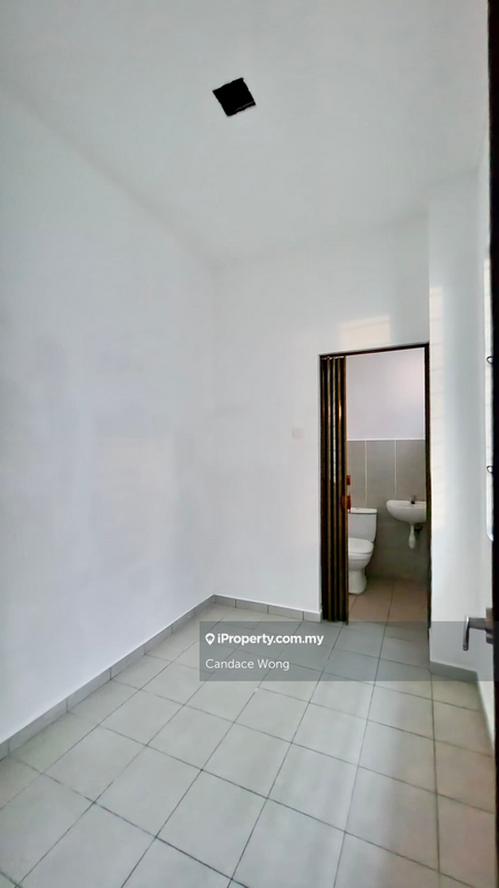 Rumah Berkembar untuk Dijual di Taman Villa Perdana, Kajang oleh Candace Wong - iProperty.com.my