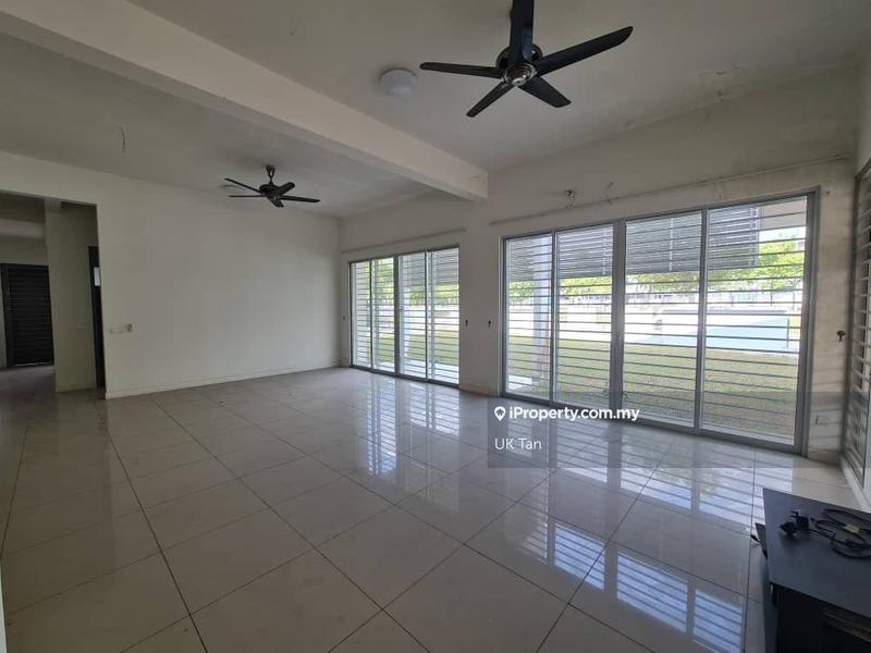 Rumah Teres untuk Dijual di Bandar Rimbayu, Telok Panglima Garang oleh UK Tan - iProperty.com.my