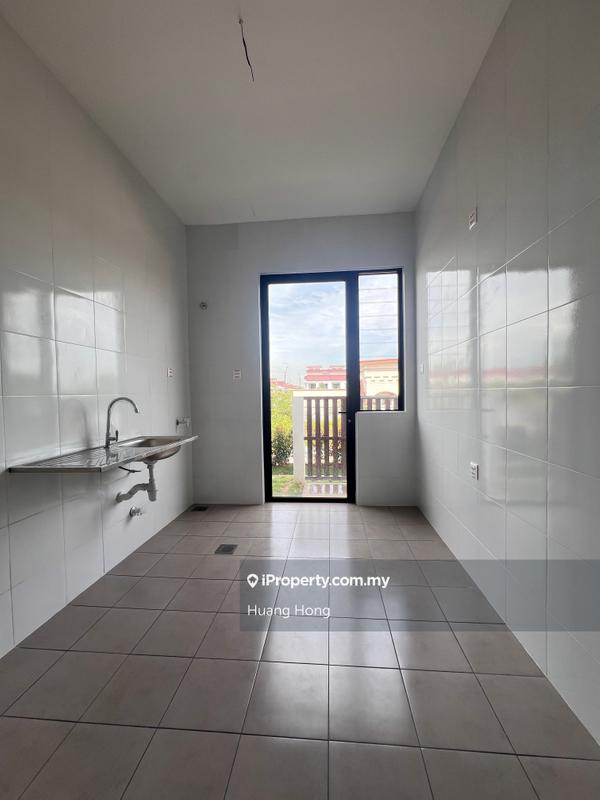 Rumah Berangkai 2 Tingkat untuk Dijual di Setia Safiro, Cyberjaya oleh Huang Hong - iProperty.com.my