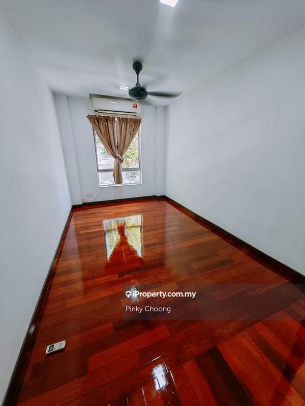 2.5-storey Terraced House for Sale in Valencia, Sungai Buloh by Pinky Choong - iProperty.com.my