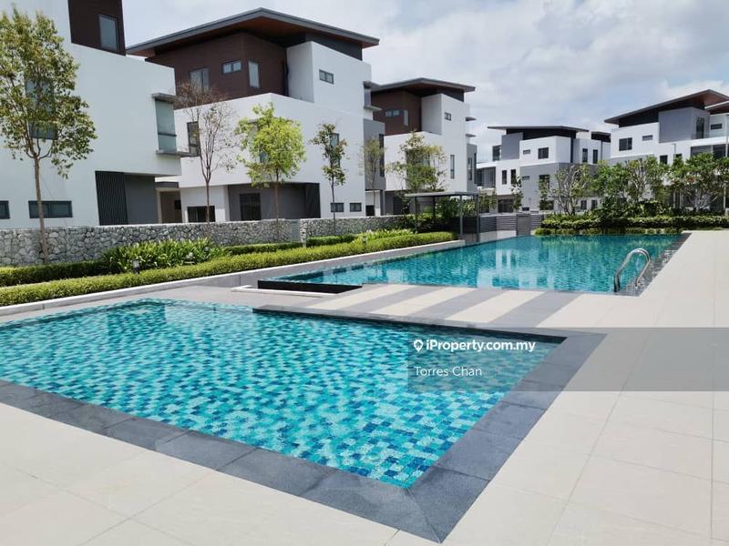 Rumah Berkembar untuk Dijual di Kota Kemuning, Shah Alam oleh Torres Chan - iProperty.com.my