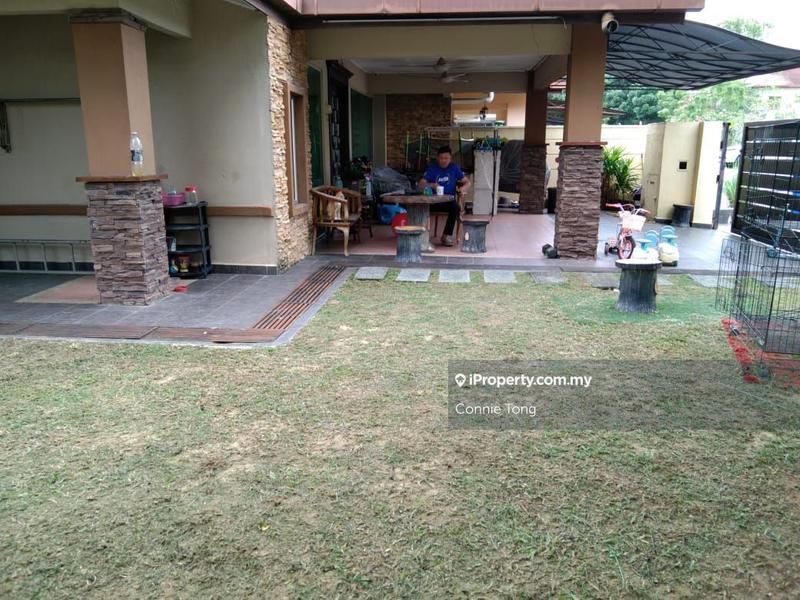 Semi-Detached House for Sale in 3 storey semi d shah alam taman subang pelangi, Shah Alam by Connie Tong - iProperty.com.my