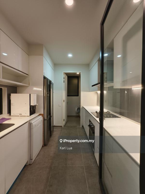 For Sale - The Rainz