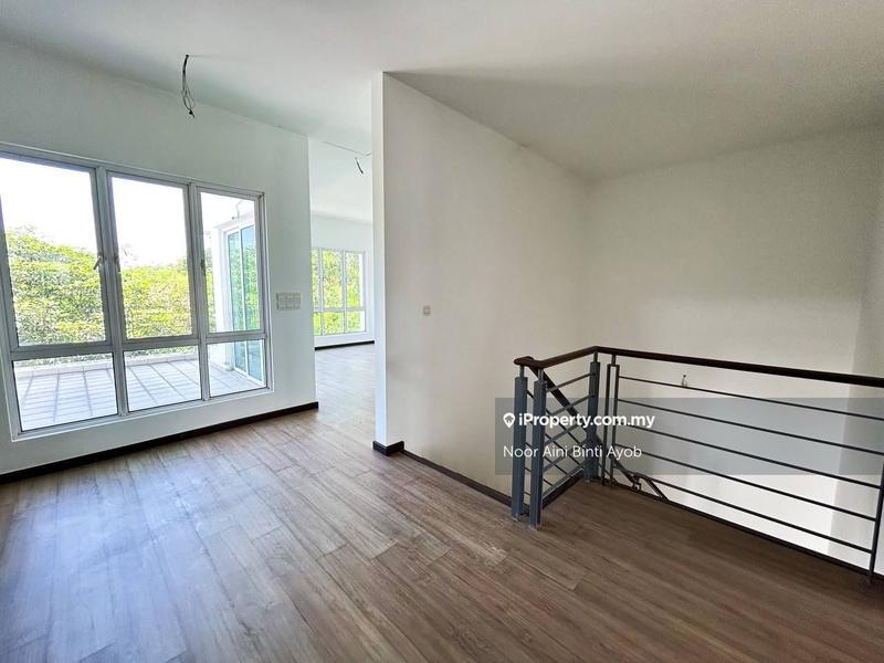 Semi-Detached House for Sale in Taman Suria Villa, Kajang by Noor Aini Binti Ayob - iProperty.com.my