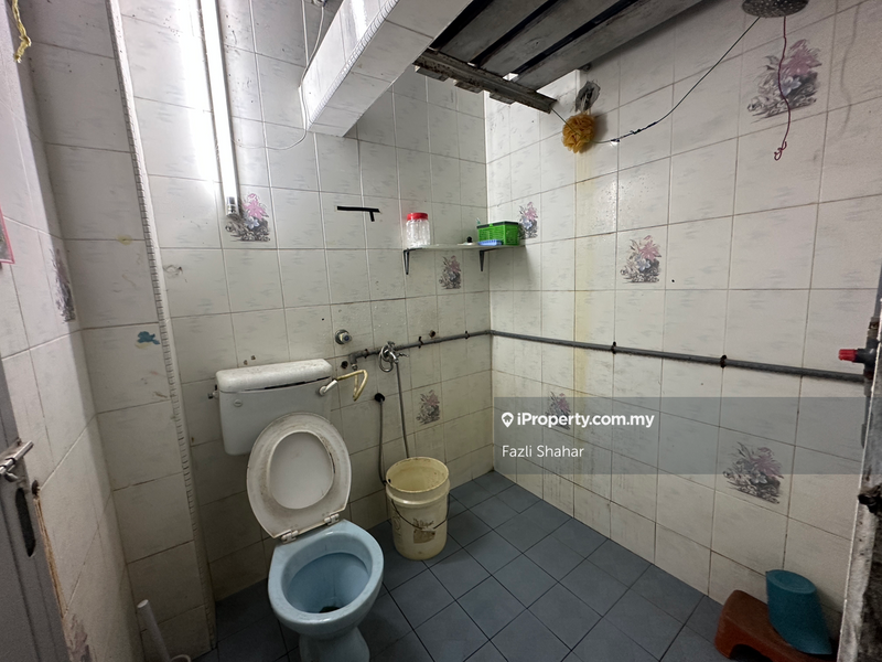 Flat for Sale in Jalan Chempedak by Fazli Shahar - iProperty.com.my
