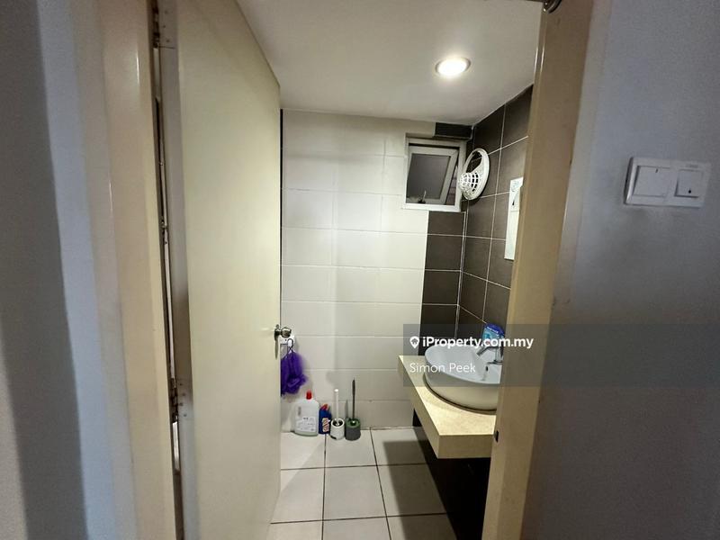 Condominium for Sale in First Residence (Residensi Unggul) by Simon Peek - iProperty.com.my