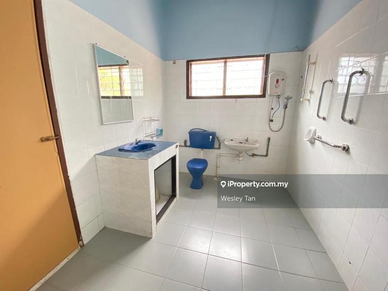 Bungalow House for Sale in CORNER Lot Klebang Single Storey Bungalow, Klebang by Wesley Tan - iProperty.com.my