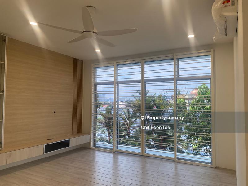 Banglo untuk Dijual di Seksyen 4, Petaling Jaya oleh C.B.Lee - Living Room - iProperty.com.my