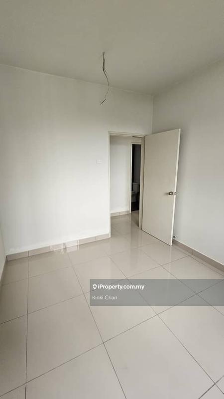 Service Residence for Sale in Maxim Residences by Kinki Chan - iProperty.com.my