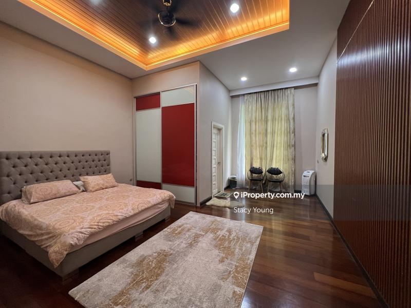 Bungalow House for Sale in Country Heights, Kajang by Stacy Young - iProperty.com.my