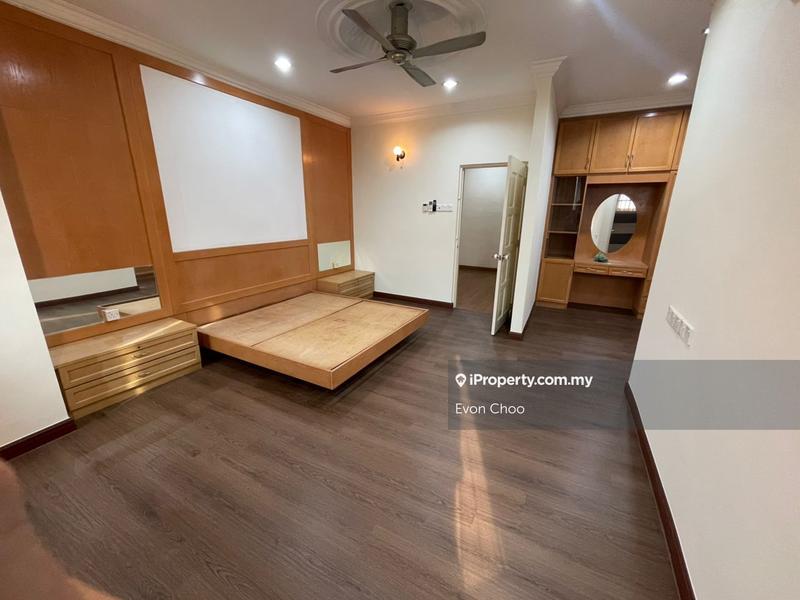 Rumah Berangkai 2 Tingkat untuk Dijual di Bandar Sungai Long, Selangor oleh Evon Choo - iProperty.com.my