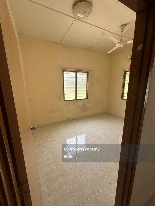 Rumah Berangkai 1 Tingkat untuk Dijual di Taman Krubong Permai, Krubong oleh BL Bong - iProperty.com.my