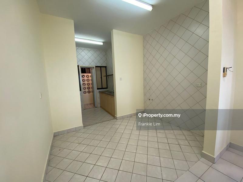 Kondominium untuk Dijual di Armanee oleh Frankie Lim - iProperty.com.my