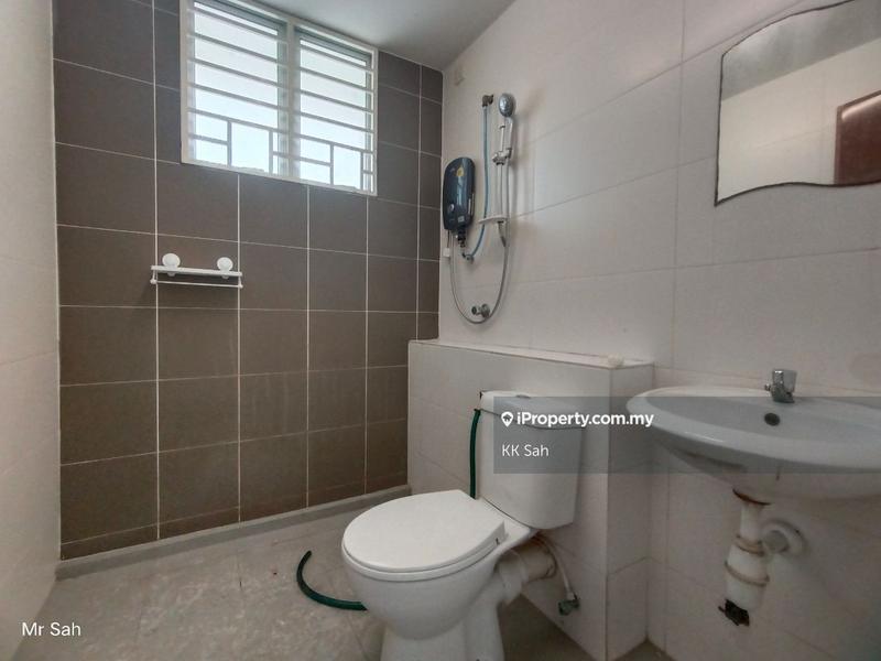 Rumah Berangkai 3 Tingkat untuk Dijual di Taman Bangi Avenue, Bangi oleh KK Sah - iProperty.com.my