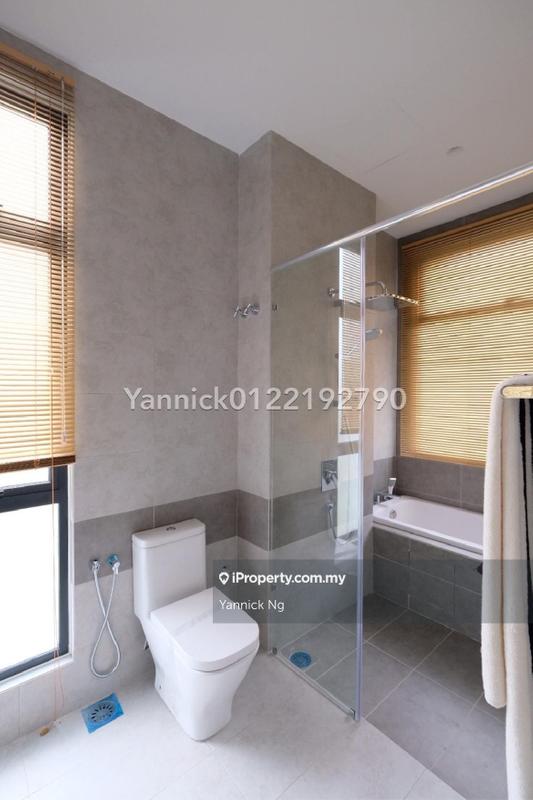 Bungalow House for Sale in Sungai Buloh, Selangor by Yannick Ng - iProperty.com.my