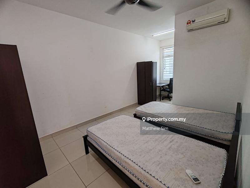Townhouse for Rent in ut2ph, Tanjong Duabelas by Matthew Sim - iProperty.com.my
