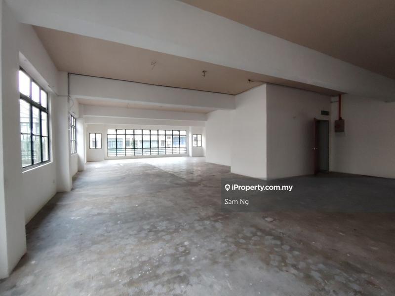 For Rent - USJ 9 Subang Jaya's 3 Storey Shop For Rent